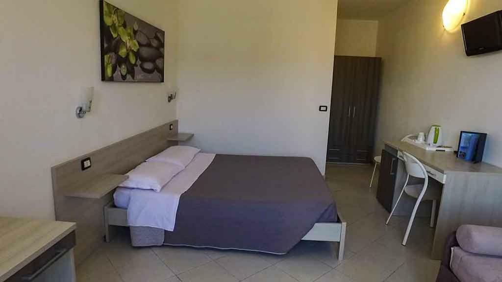 Hotel Delfino Marina Di Carrara Kültér fotó